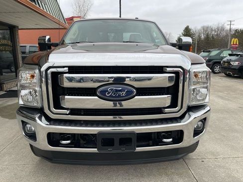 Used 2011 Ford F250 Lariat w/ Chrome Pkg image 5