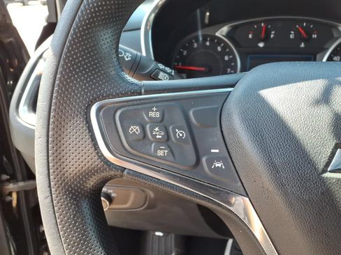 Used 2021 Chevrolet Equinox LT AWD/4WD image 25