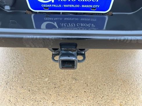 Used 2020 Chevrolet Silverado 1500 LT Trail Boss image 12