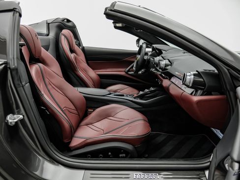 Used 2023 Ferrari 812 GTS RWD image 62