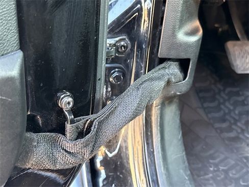 Used 2019 Jeep Wrangler Unlimited Sahara w/ Safety Group image 24