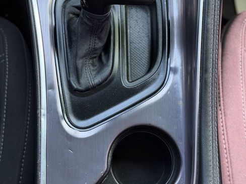 Used 2017 Dodge Challenger SXT RWD image 17