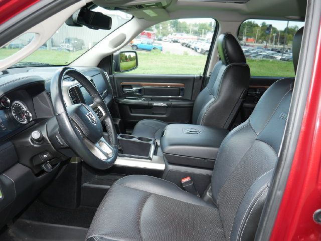Used 2014 RAM 1500 Laramie w/ Convenience Group AWD/4WD image 2