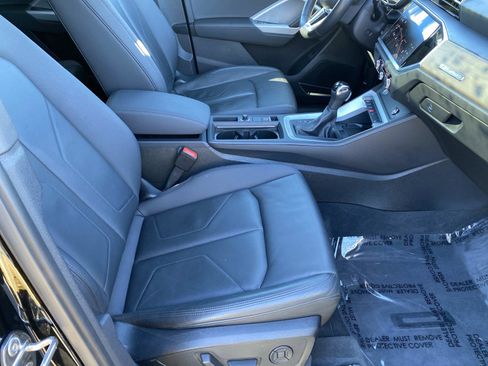 Used 2019 Audi Q3 2.0T Premium Plus w/ Premium Plus Package image 22