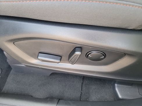 Certified 2025 Ford Explorer Active image 19