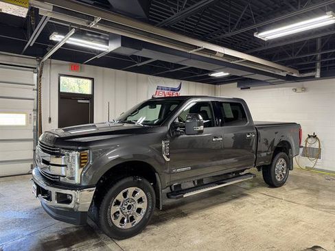 Used 2019 Ford F250 Lariat AWD/4WD image 1