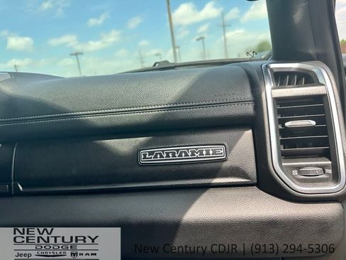 Used 2026 RAM 1500 Laramie AWD/4WD image 30