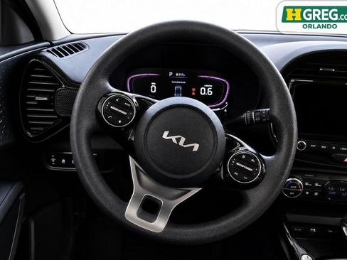 Used 2023 Kia Soul S FWD image 11