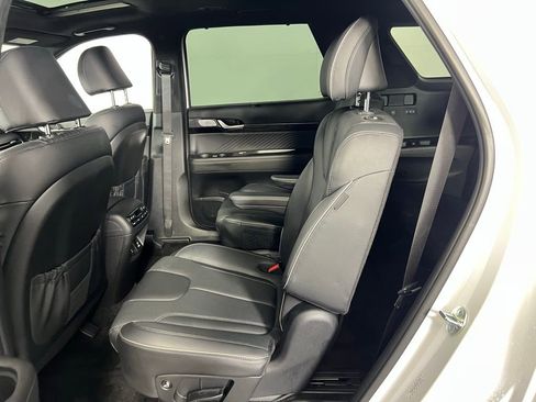 Used 2024 Hyundai Palisade Calligraphy image 27