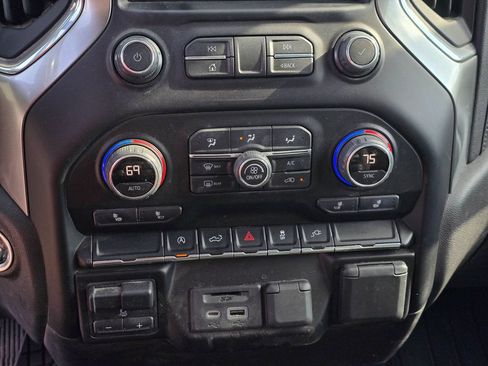 Used 2020 Chevrolet Silverado 1500 LT w/ All-Star Edition AWD/4WD image 17