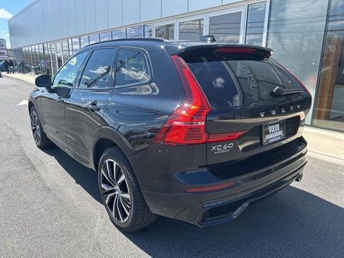 Certified 2025 Volvo XC60 B5 Plus AWD/4WD image 3