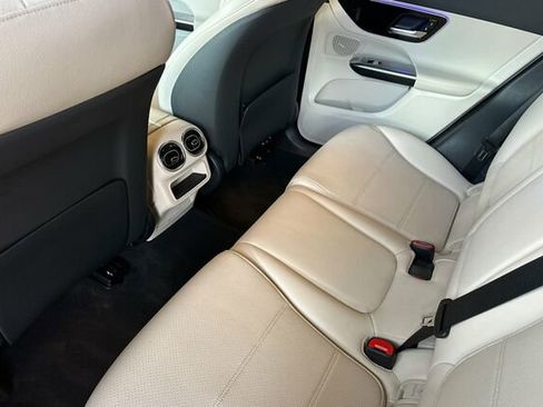 Certified 2025 Mercedes-Benz GLC 300 image 14