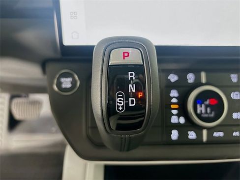 New 2026 Land Rover Defender 110 S image 17