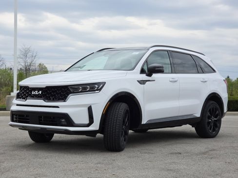 Used 2023 Kia Sorento SX AWD/4WD image 15