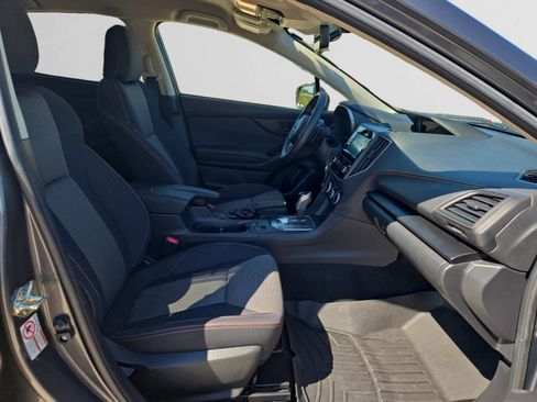 Used 2020 Subaru Crosstrek 2.0i Premium image 15