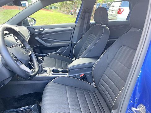 Used 2024 Volkswagen Jetta Sport FWD image 12