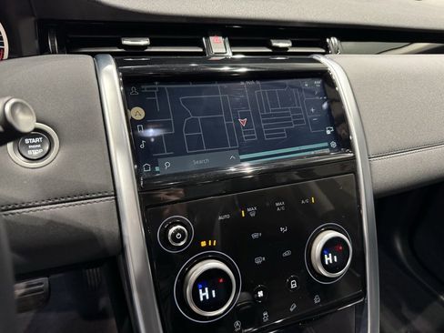 Used 2023 Land Rover Discovery Sport S image 21