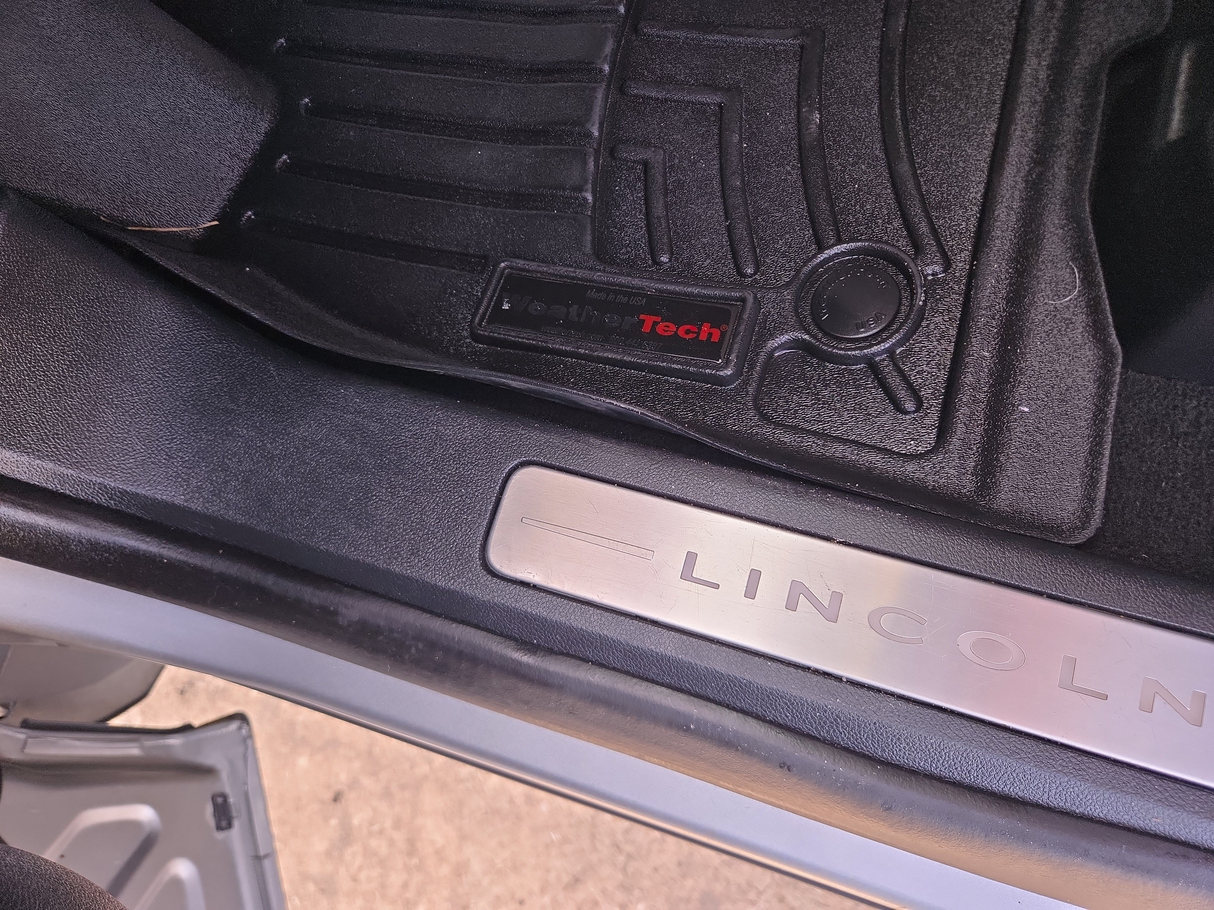 Used 2022 Lincoln Aviator Reserve w/ Equipment Group 201A RWD image 27
