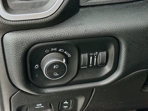 Certified 2019 RAM 1500 Big Horn image 16