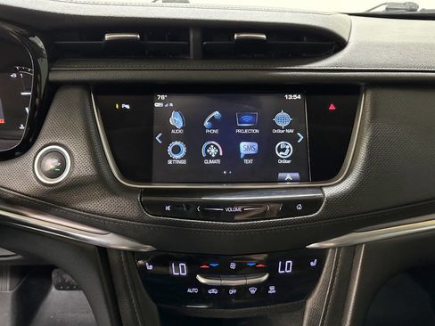 Used 2018 Cadillac XT5 Luxury image 13