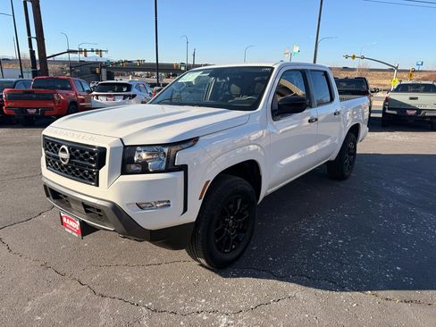 Used 2024 Nissan Frontier SV w/ SV Convenience Package image 20