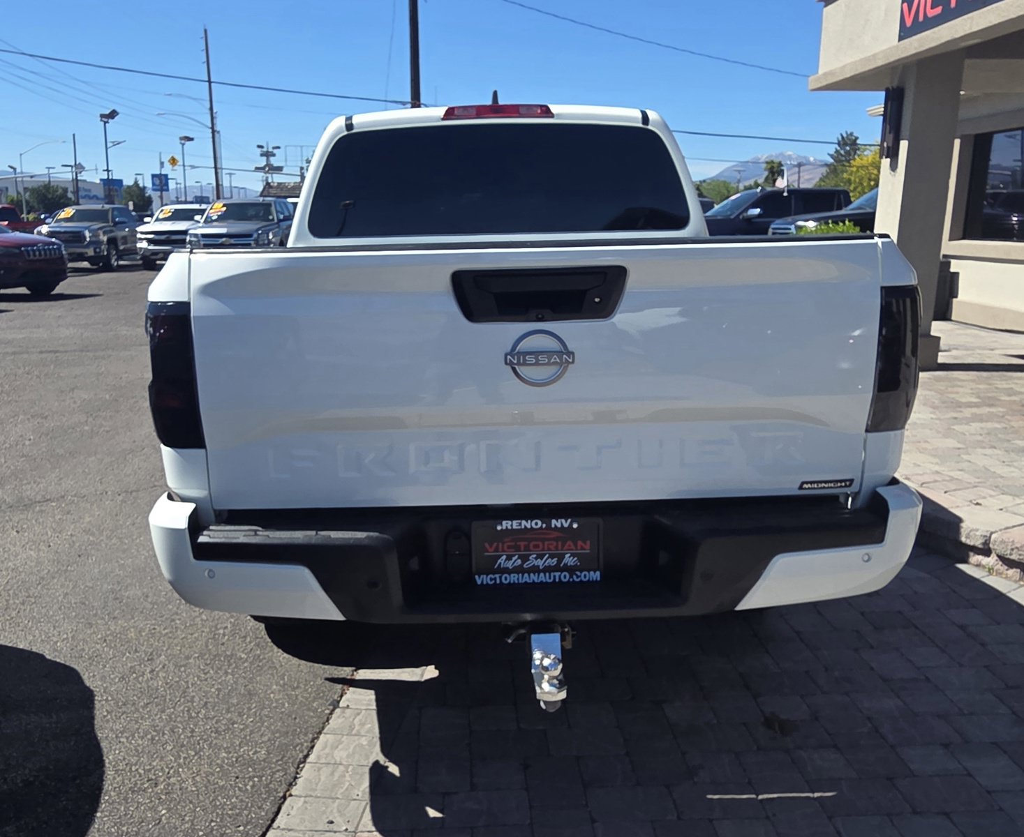 Used 2023 Nissan Frontier SV w/ Midnight Edition Package AWD/4WD image 6