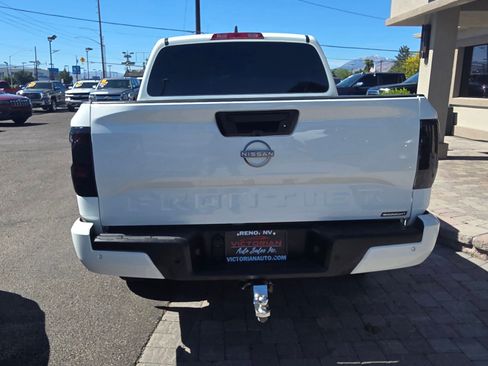 Used 2023 Nissan Frontier SV w/ Midnight Edition Package AWD/4WD image 6
