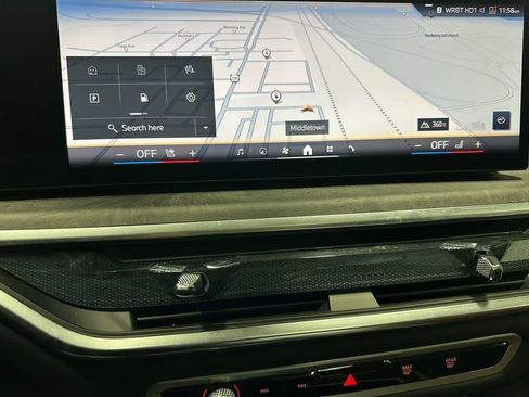 Used 2026 BMW X5 xDrive50e AWD/4WD image 29