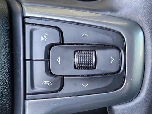 Used 2023 Chevrolet Silverado 1500 LT RWD image 9