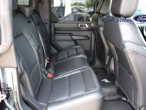 Used 2025 Ford Bronco Outer Banks w/ Sasquatch Package AWD/4WD image 13