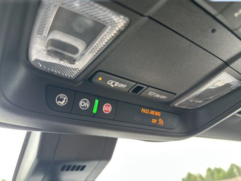 Certified 2024 Chevrolet Equinox Premier AWD/4WD image 16