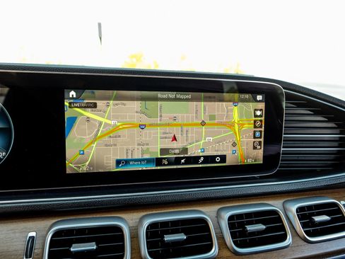 Used 2022 Mercedes-Benz GLE 350 w/ Premium Package image 24