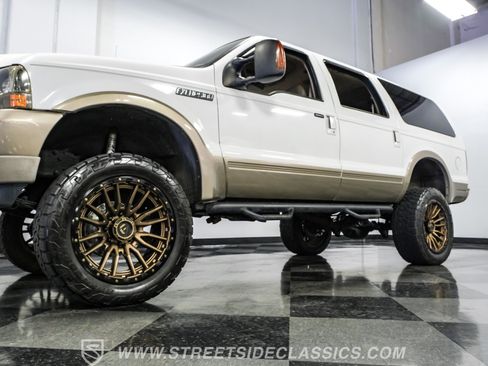Used 2004 Ford Excursion Eddie Bauer AWD/4WD image 22
