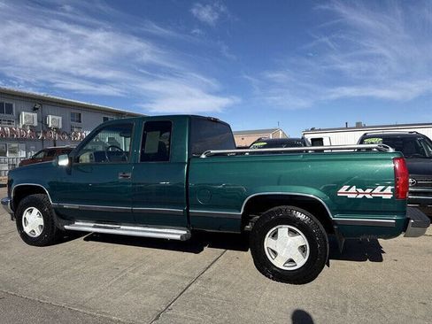 Used 1997 GMC Sierra 1500 SL w/ Image Max Pkg image 4