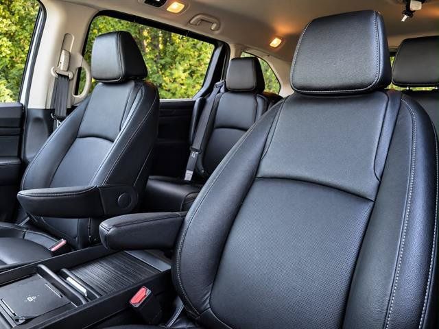 Used 2026 Honda Odyssey EX-L image 12