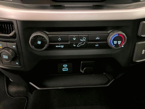 Used 2023 Ford F150 XLT AWD/4WD image 16