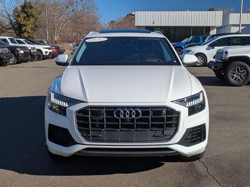 Used 2023 Audi Q8 Prestige w/ Prestige Package image 2