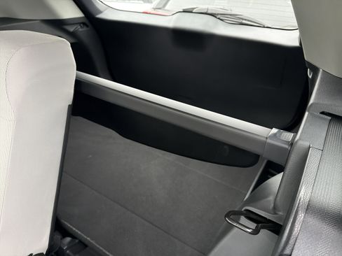 Used 2023 Toyota Corolla Cross LE image 23