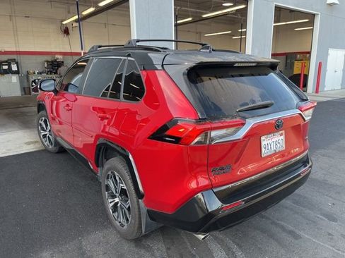 Used 2022 Toyota RAV4 XSE w/ Weather Package image 7