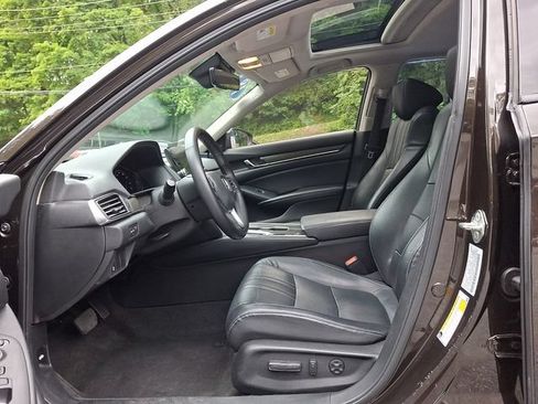 Used 2018 Honda Accord EX-L image 14