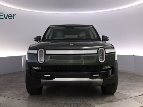 Used 2024 Rivian R1S Adventure Dual AWD/4WD image 12