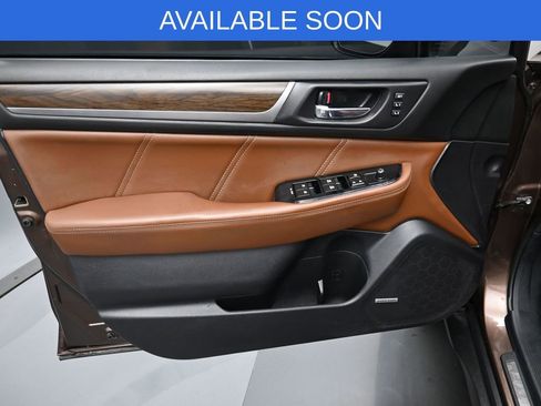 Used 2019 Subaru Outback 2.5i Touring w/ Popular Package #3A image 11