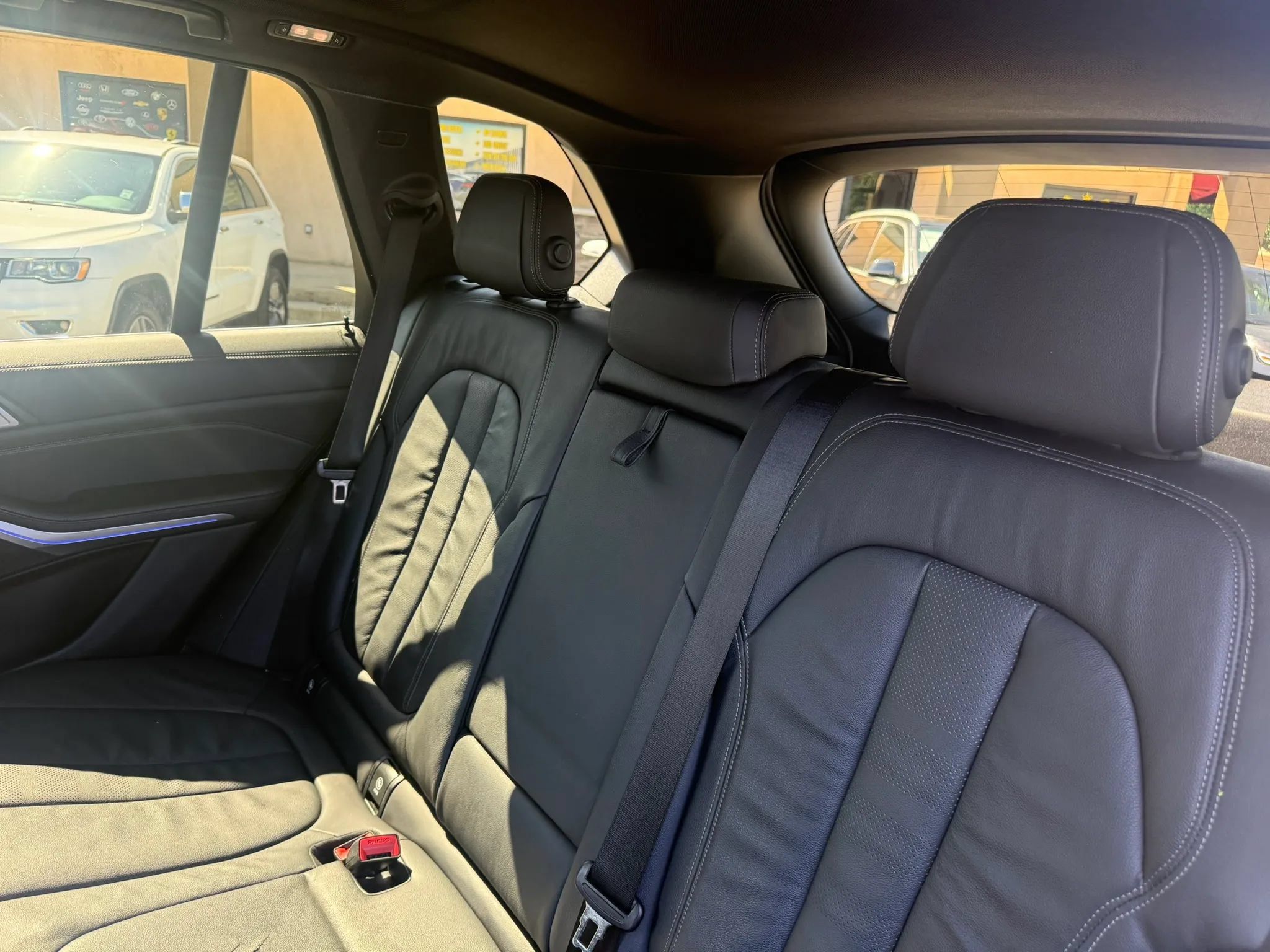 Used 2020 BMW X5 sDrive40i w/ Convenience Package RWD image 15