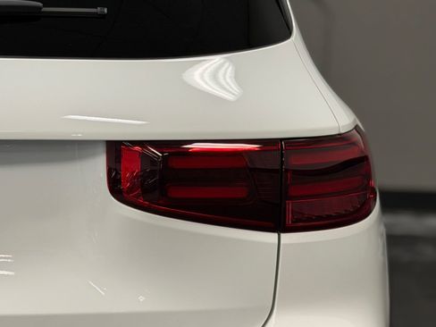 Used 2025 Mercedes-Benz GLB 250 GLB 250 image 13
