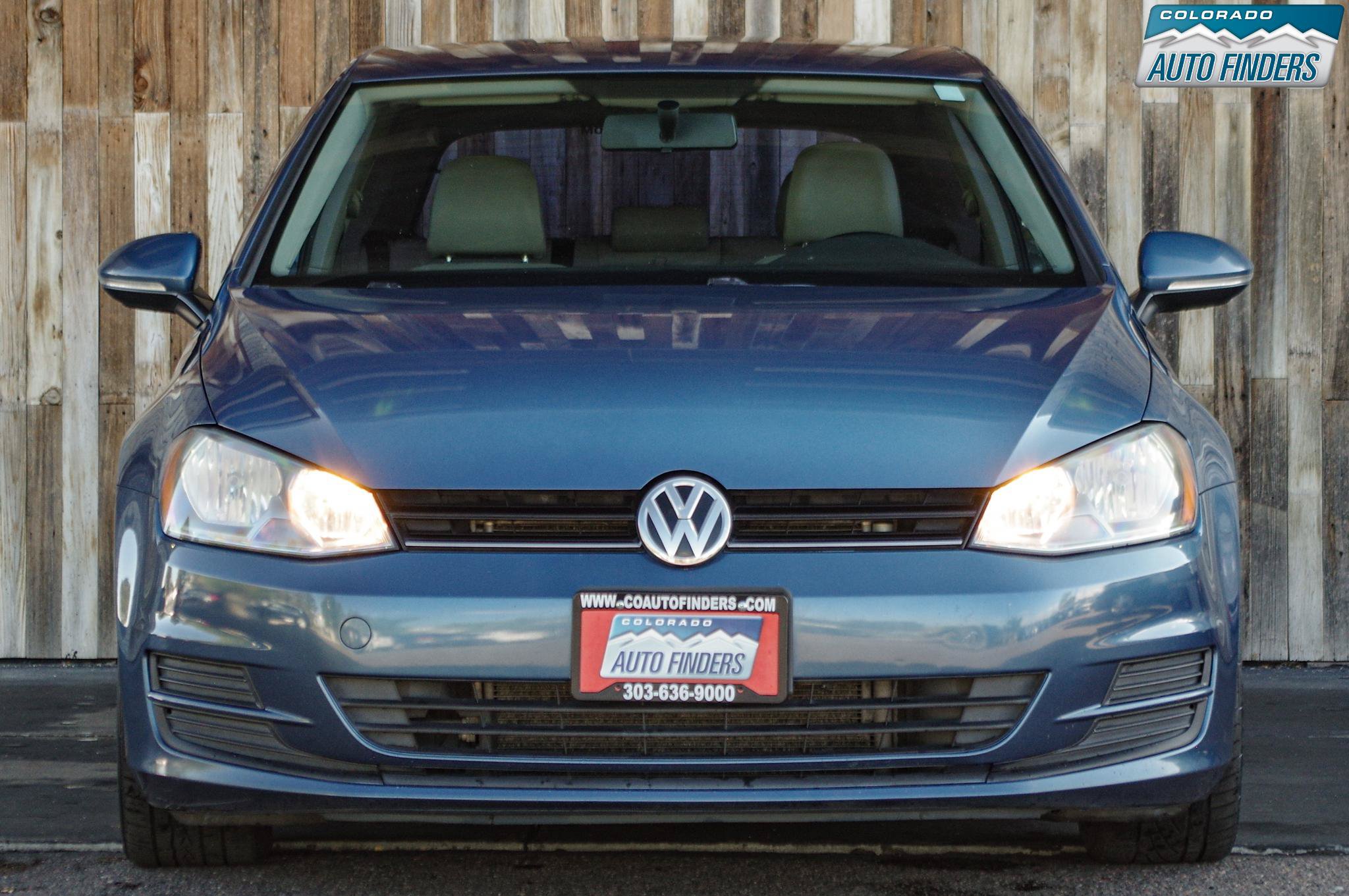 Used 2015 Volkswagen Golf S FWD image 6