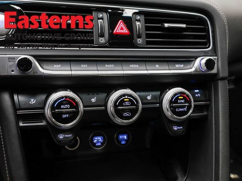 Used 2023 Genesis G70 2.0T image 20