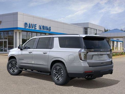 New 2026 Chevrolet Suburban Z71 AWD/4WD image 3