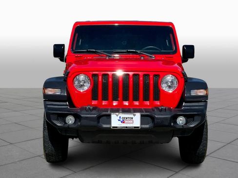 Used 2018 Jeep Wrangler Unlimited Sport image 4