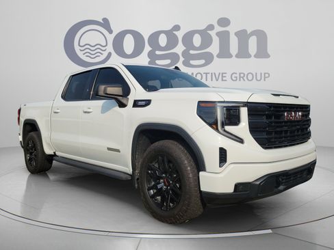 Used 2023 GMC Sierra 1500 Elevation AWD/4WD image 4