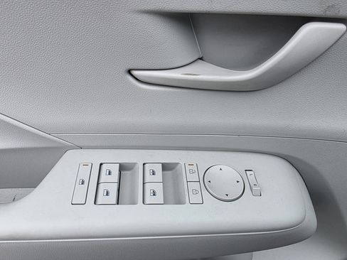 New 2025 Hyundai Kona SEL image 19